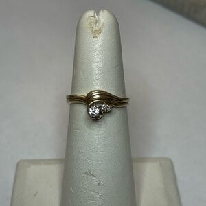 Genuine diamond ring solid 14k gold size 6